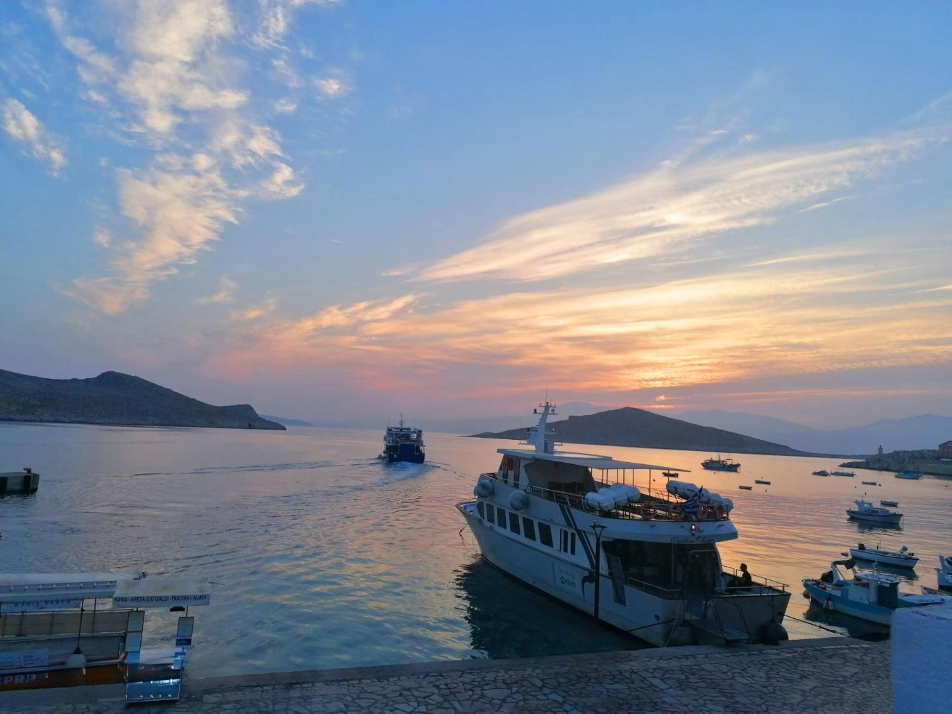 Annas Houses Chalki Town Rom bilde